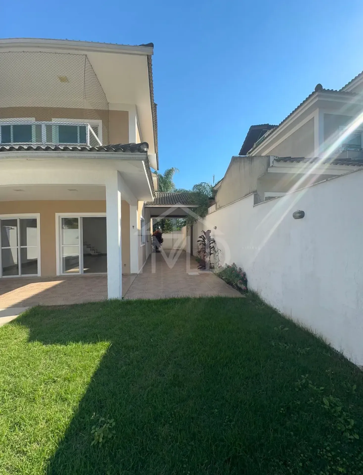 Casa com 4 suítes e 5 banheiros, 320 m² com churrasqueira — photo 22