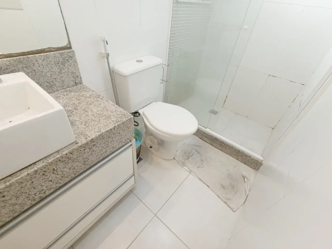Apartamento com cozinha fechada e 4 banheiros — photo 22