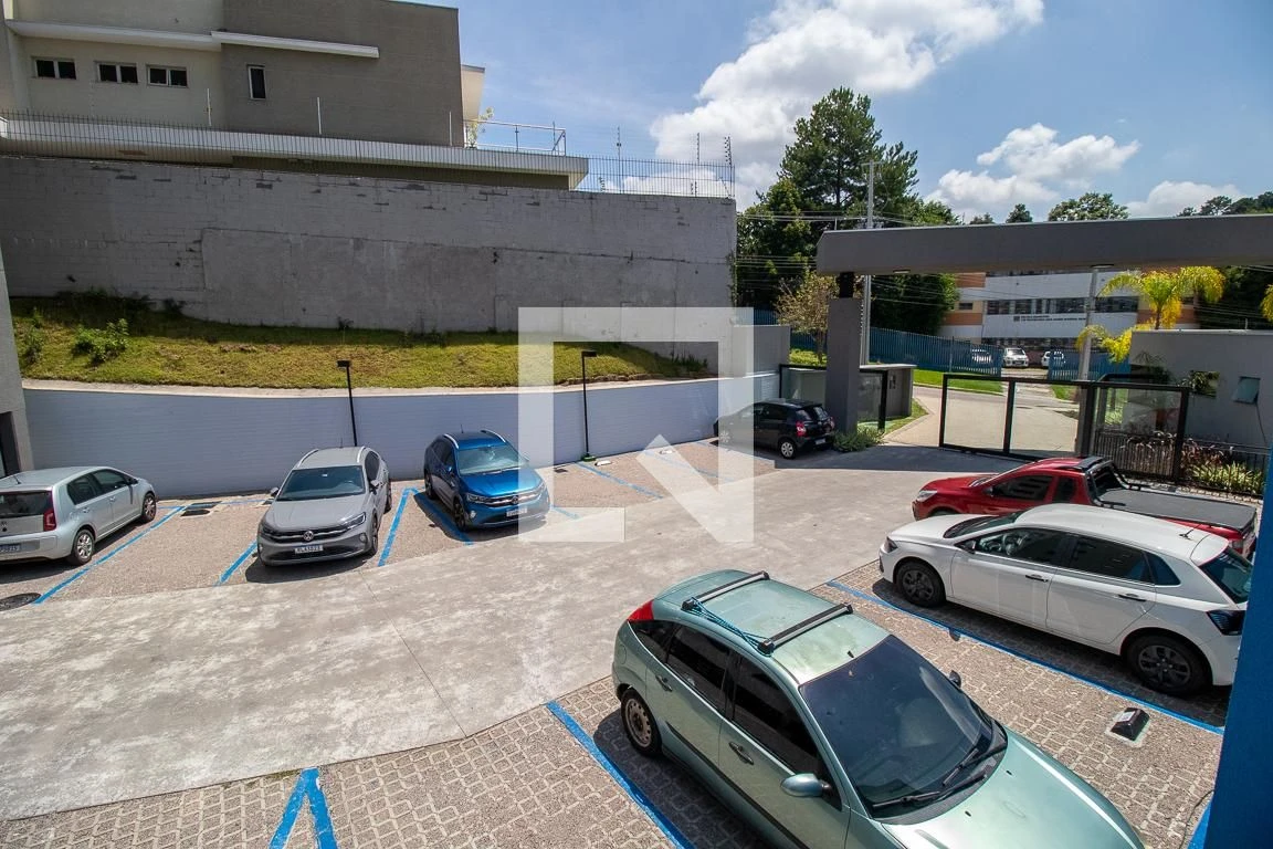 3-bedroom apartment with a park view in Curitiba — photo 11