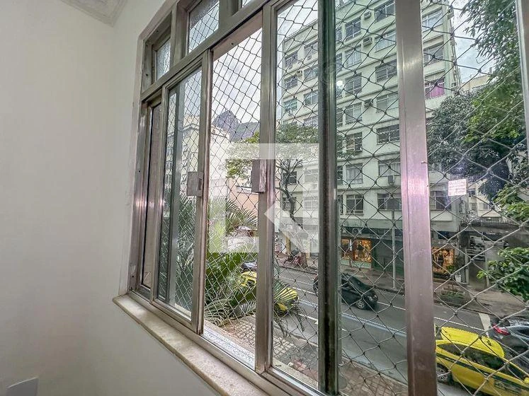 2-bedroom apartment with a mountain view in Rio de Janeiro — photo 3