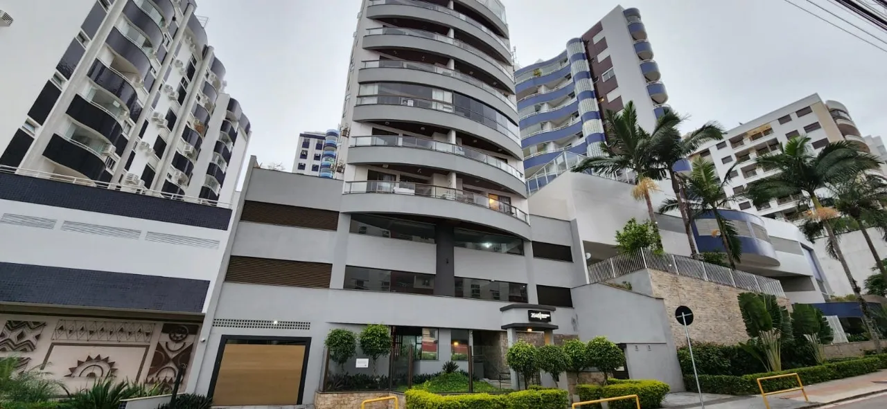 Apartamento mobiliado de 3 dormitórios com sacada envidraçada — photo 25