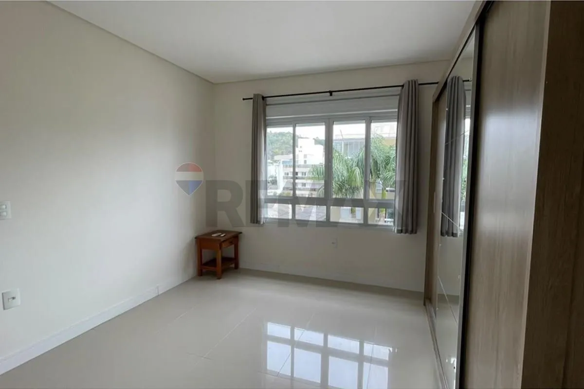 Стиральная машина и 3 спальни: квартира 97 м² — photo 5