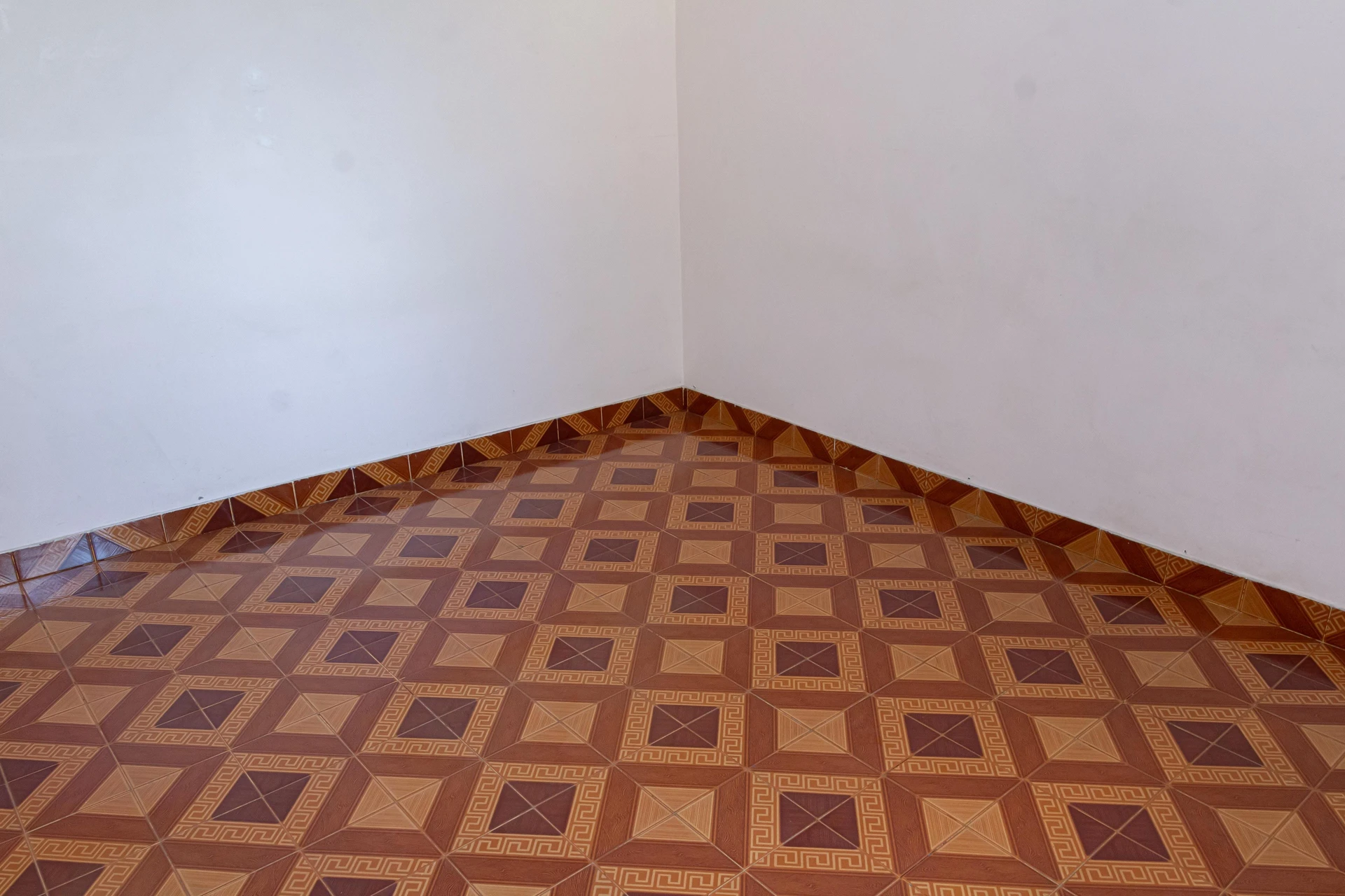 2-bedroom rental apartment with 1 bathroom and parking — photo 49