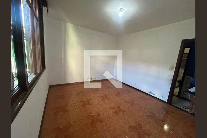Casa com 3 quartos e 6 vagas de garagem — photo 9