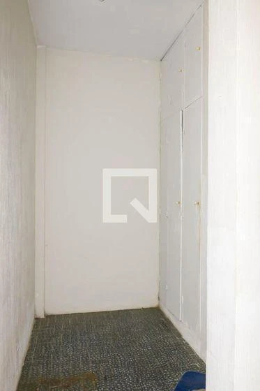 2-bedroom apartment with a washing machine — photo 28