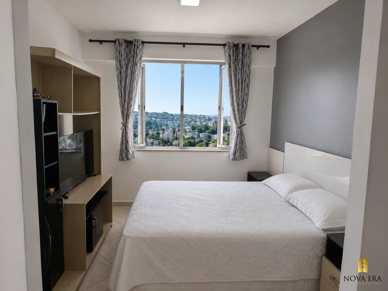 Furnished 1-bedroom apartment with 90 m² and parking — photo 14