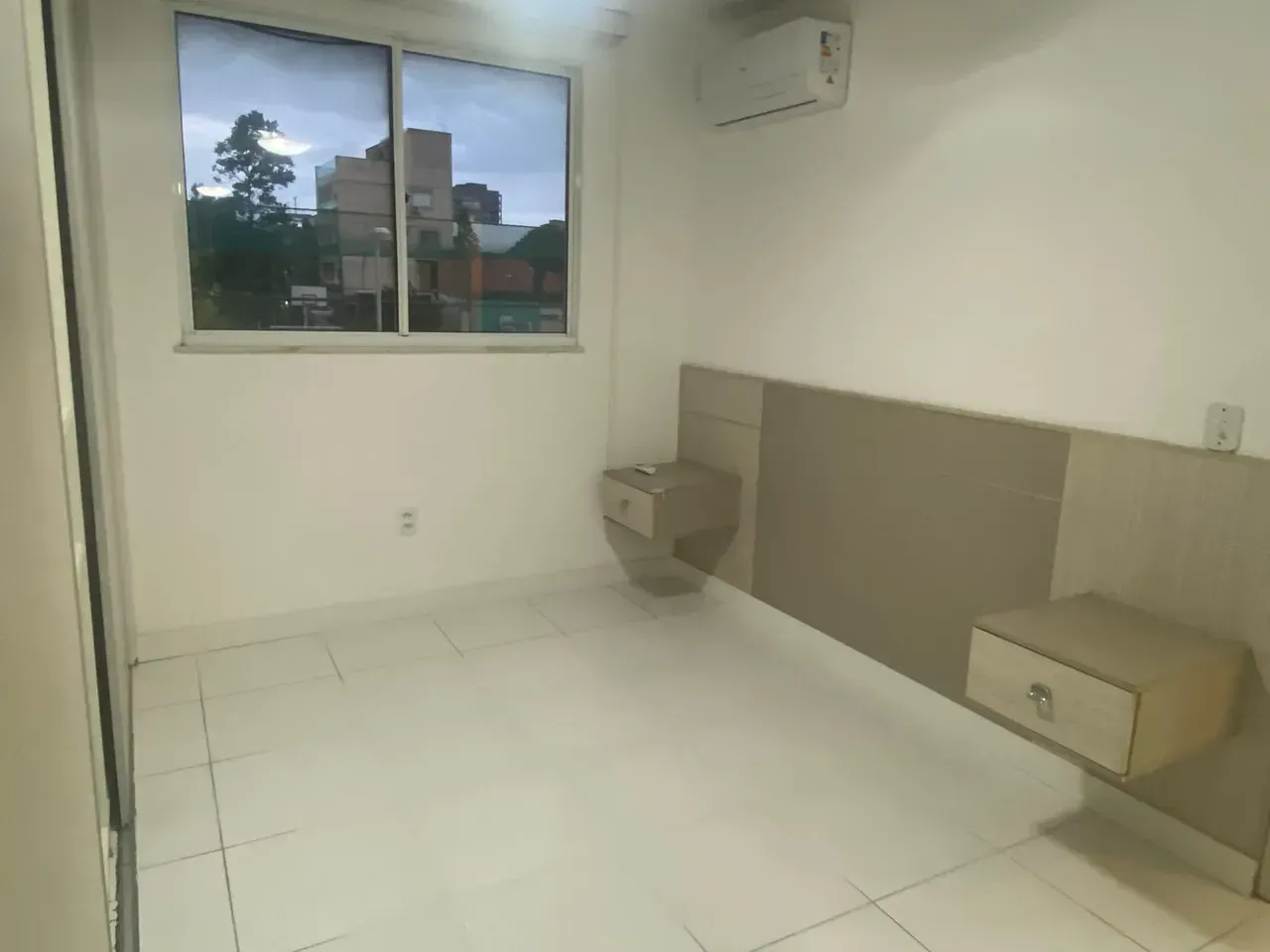 3-bedroom apartment with a mountain view in Rio de Janeiro — photo 10