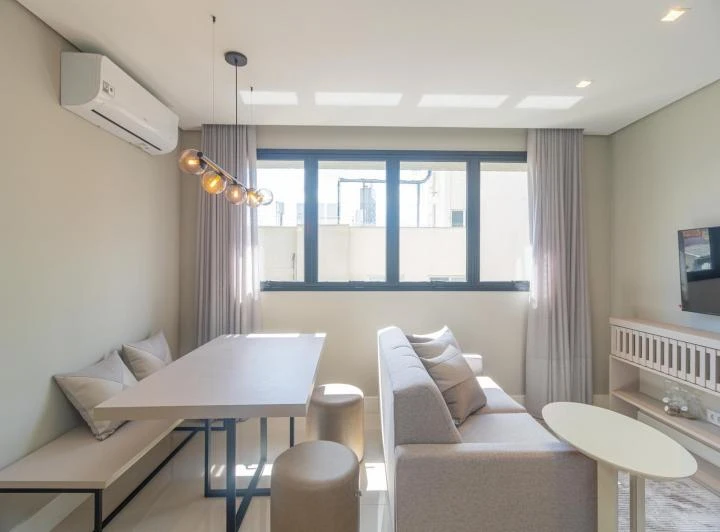 Furnished 1-bedroom apartment with 80 m² and an ensuite — photo 8