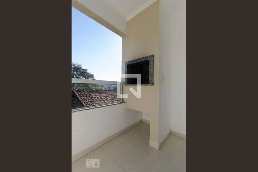 2-bedroom apartment with a mountain view in Florianópolis — photo 4