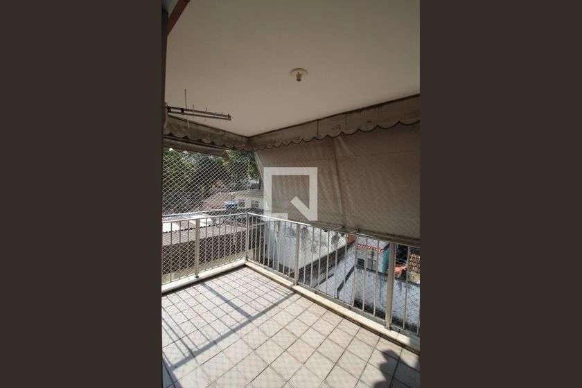 3-bedroom apartment with 95 m² and a balcony