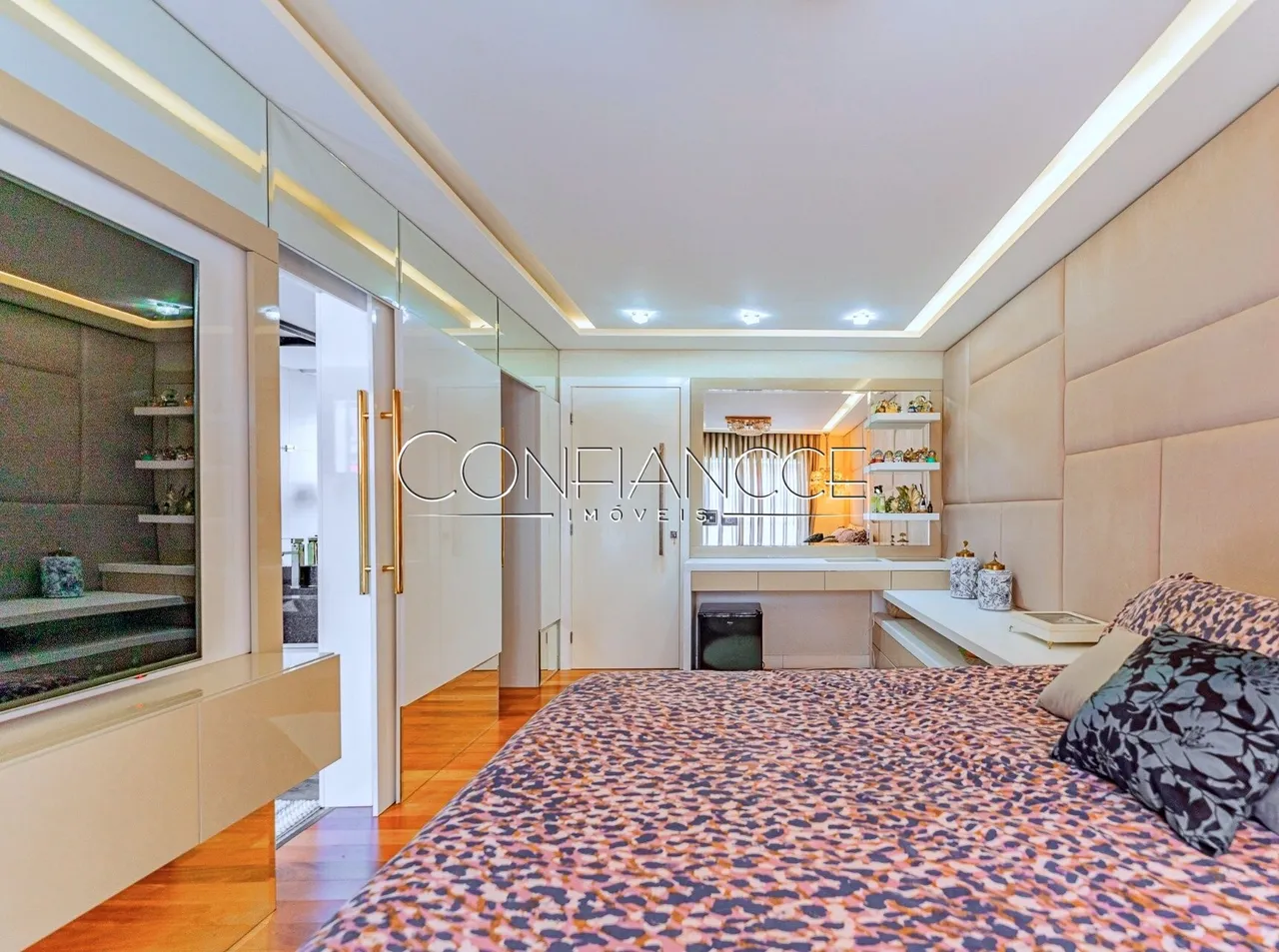 House for rent with 4 en-suite bedrooms, 314 m² — photo 16