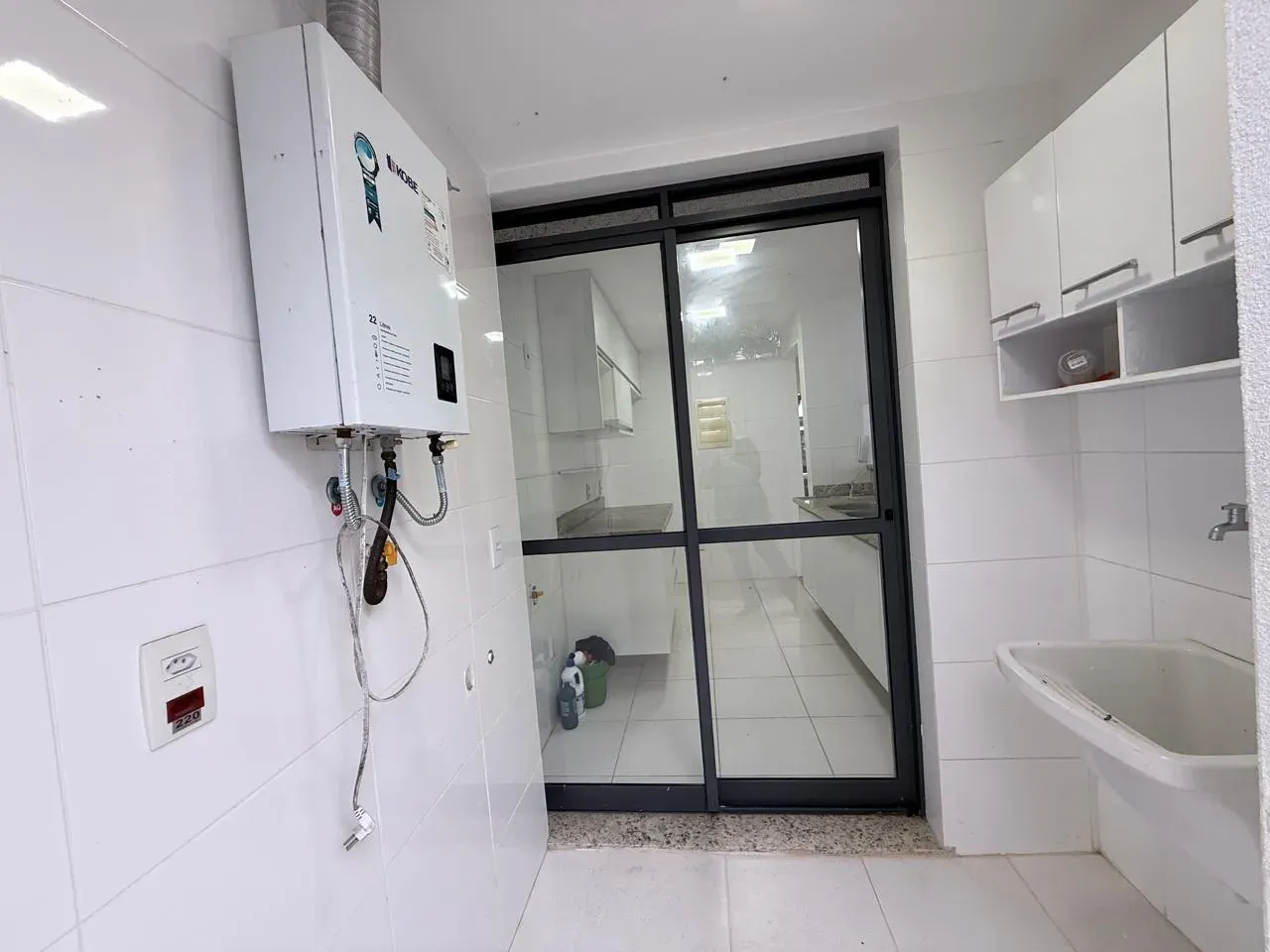 Casa com janelas do piso ao teto, Recreio dos Bandeirantes — photo 29