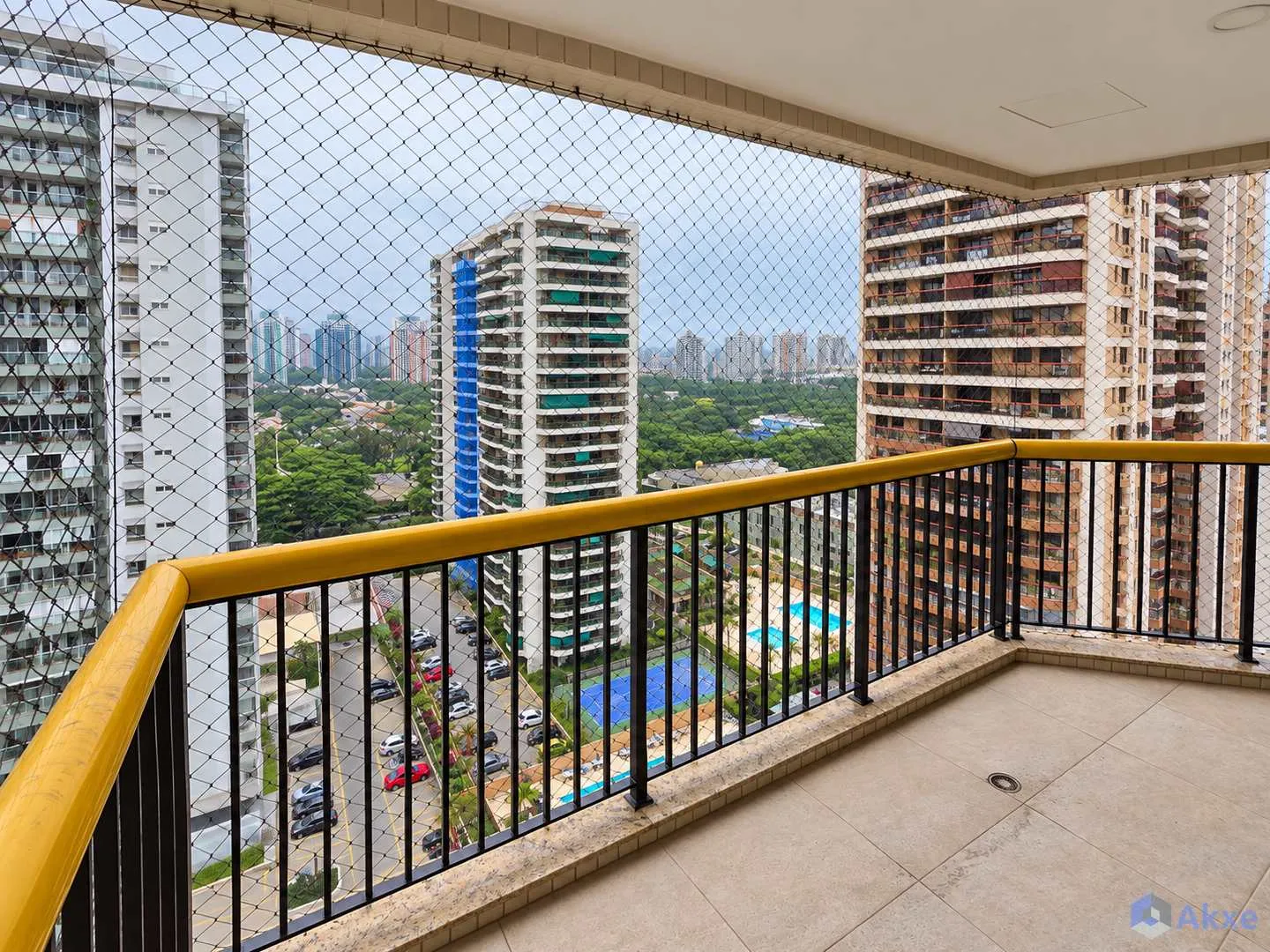 Apartamento de 2 quartos em condomínio com piscina aquecida — photo 8