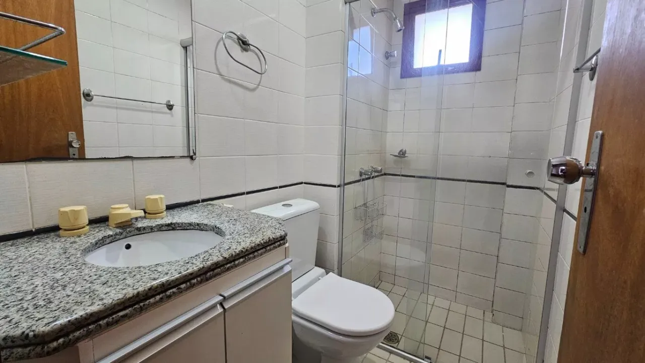 Furnished 2-bedroom apartment with parking and 53 m² — photo 17