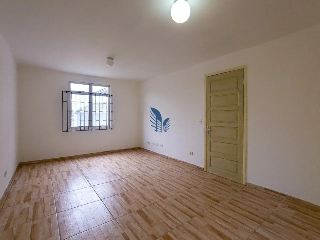 1-bedroom house with a private garden — photo 15