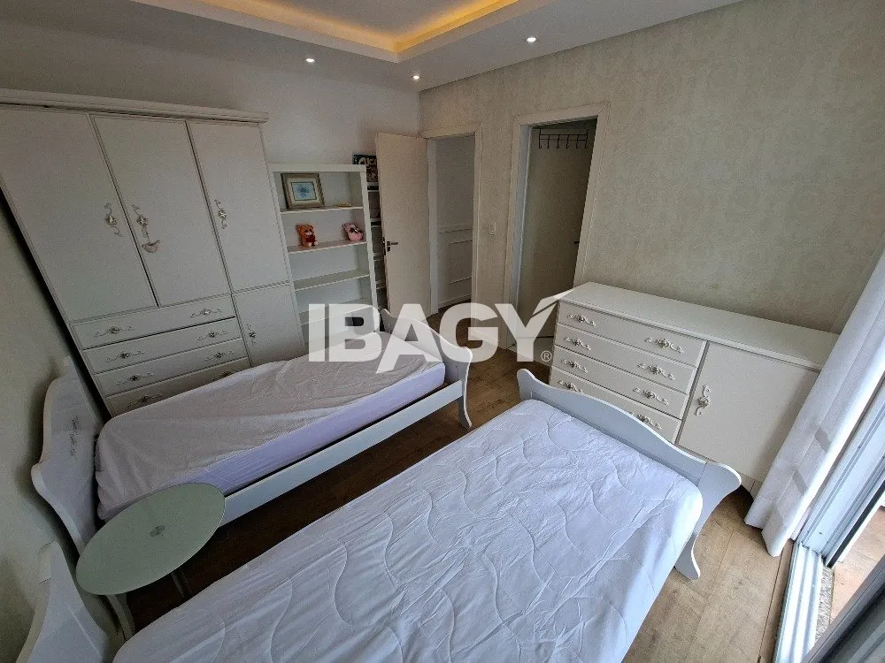 Меблированный дом с балконом и вcтроенным грилем — photo 12