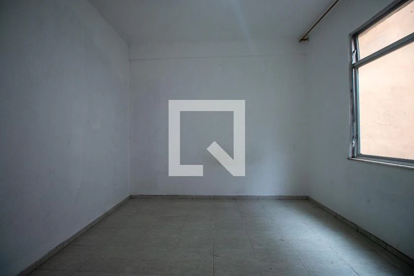 Apartamento sem mobília com 2 quartos e 1 banheiro — photo 8