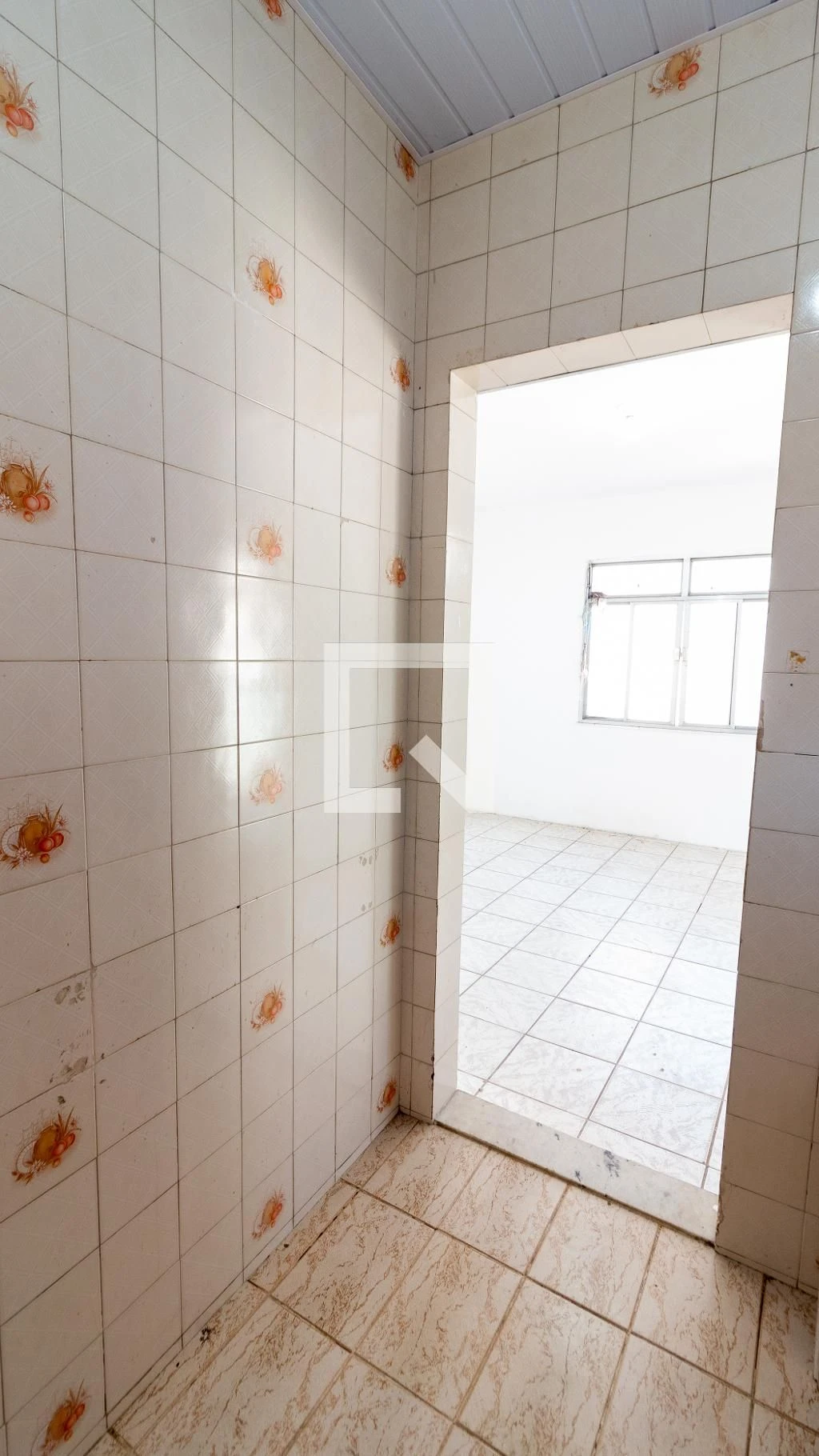 Studio kitnet with balcony, 1 bedroom and 1 bath, no parking — photo 12