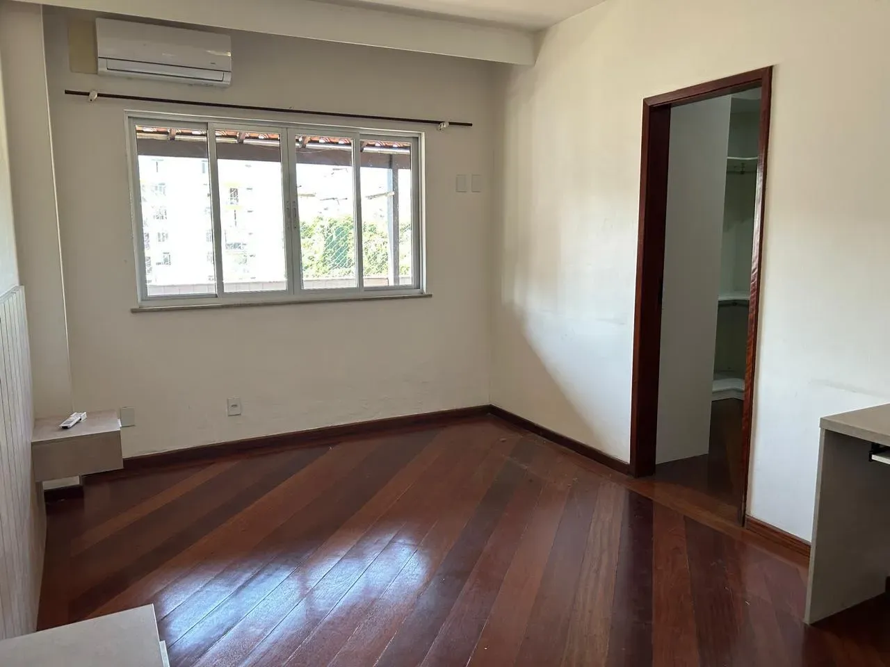 Unfurnished apartment with 3 bedrooms and 5 bathrooms — photo 34