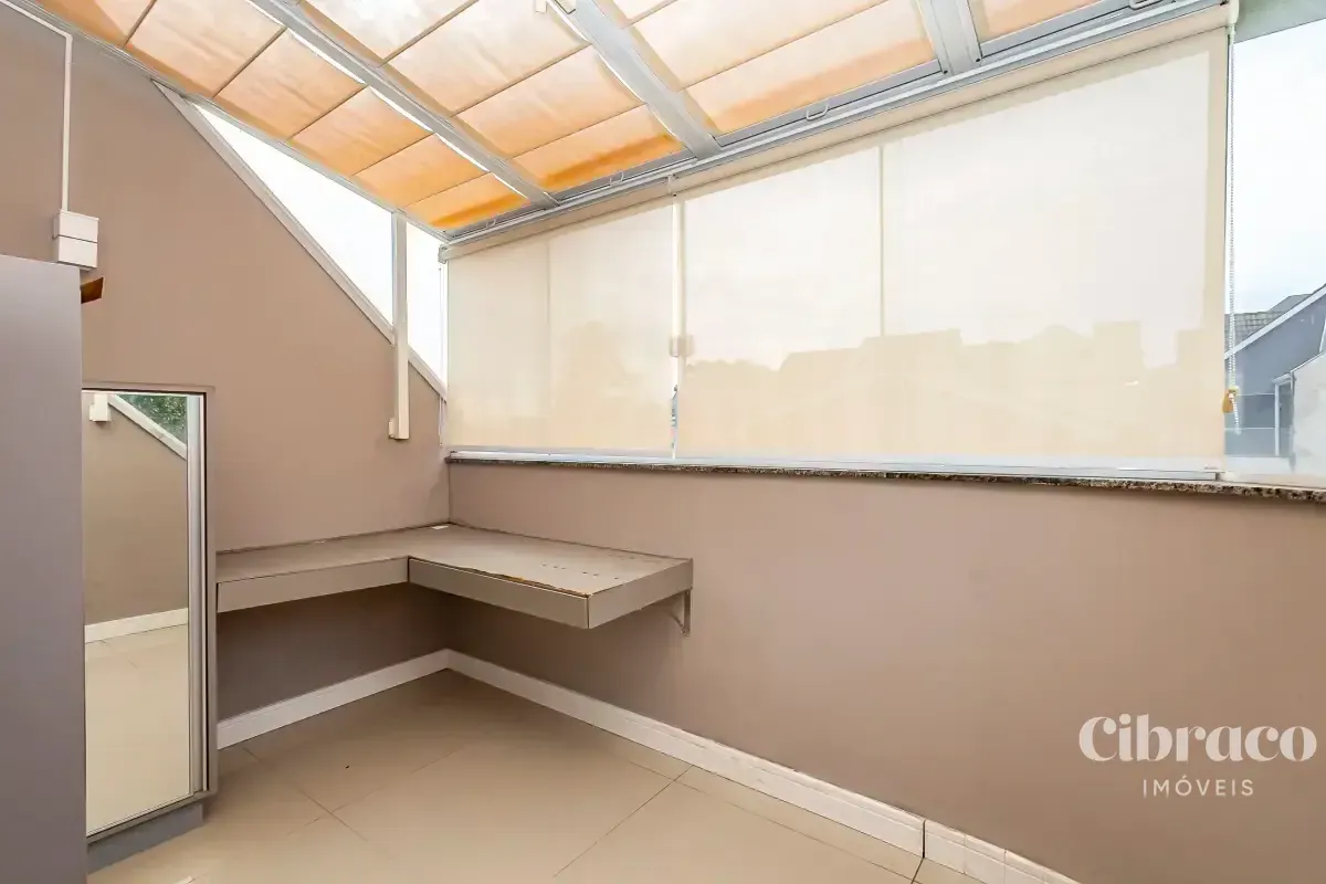 House with 3 bedrooms and a gas-stove open-plan kitchen — photo 44