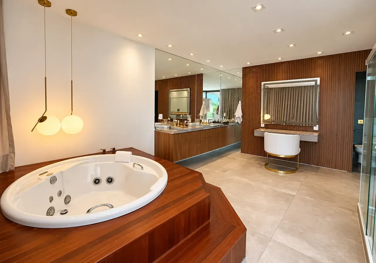Furnished house with 4 bedrooms and 550 m² — photo 9