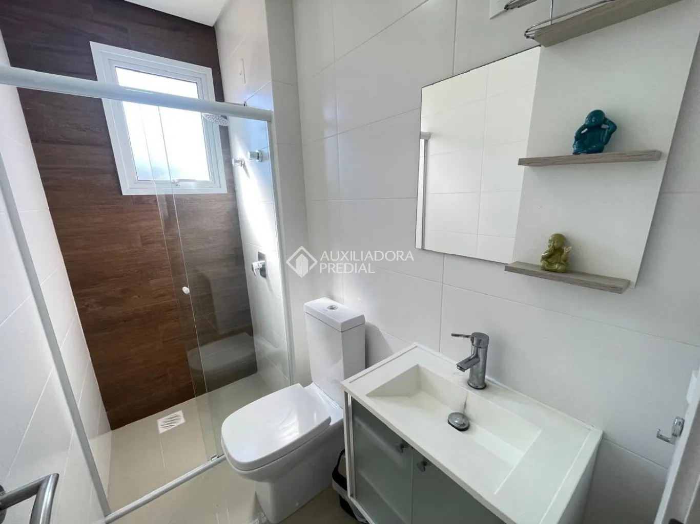 Apartamento amueblado de 3 dormitorios con cocina abierta — photo 4
