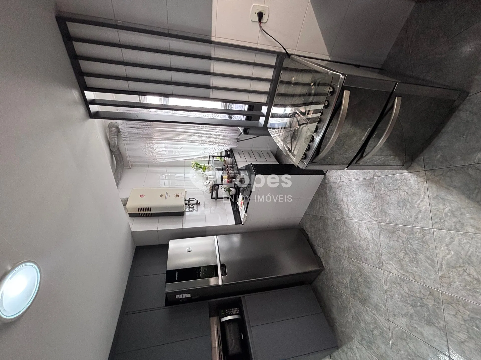 Квартира 103 м² із заскленим балконом та гардеробною — photo 17