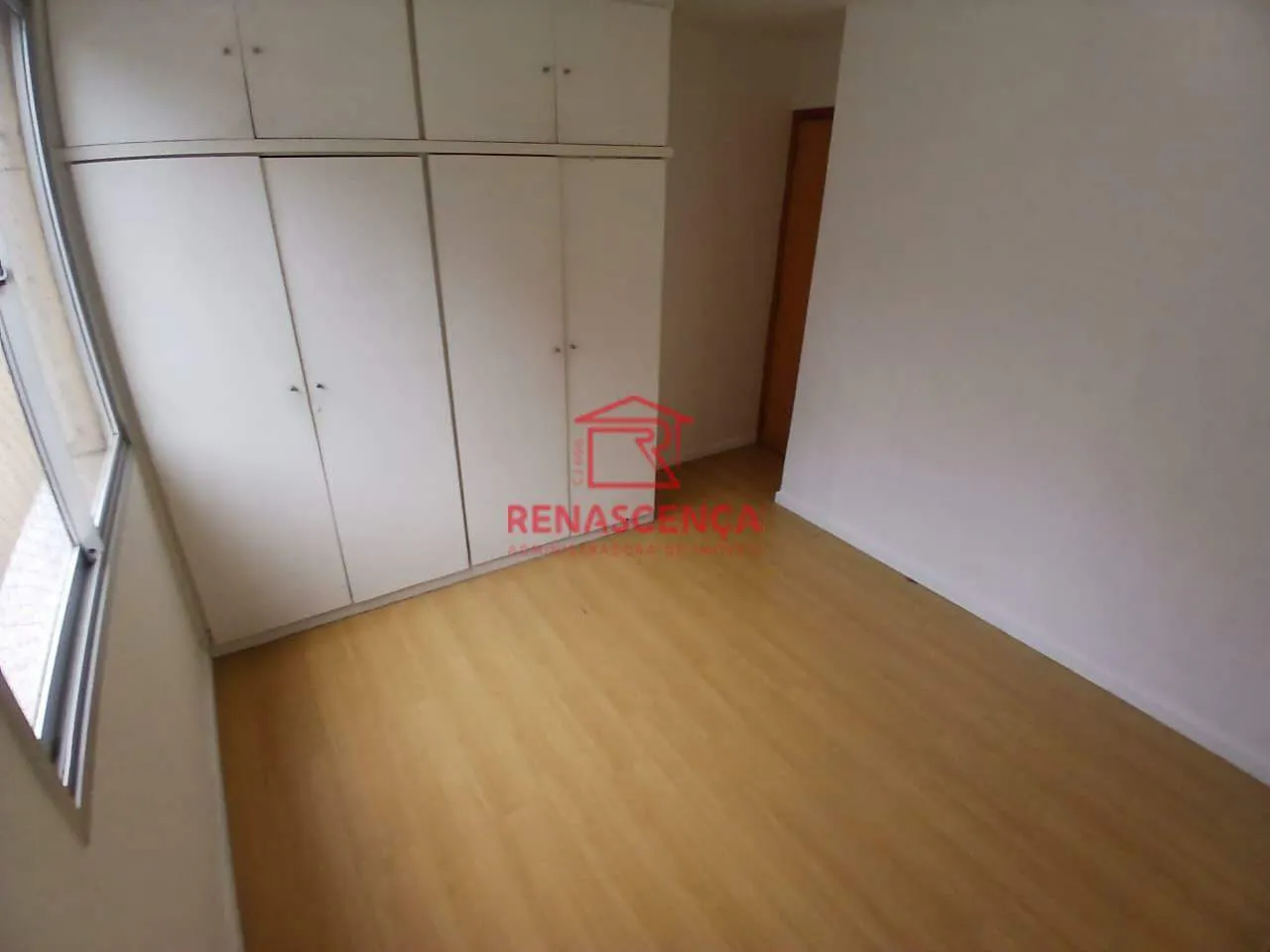 Unfurnished apartment with 2 bedrooms and a balcony — photo 11