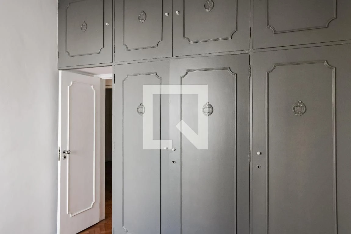 Apartment, 116 m², with wood or laminate floors — photo 4