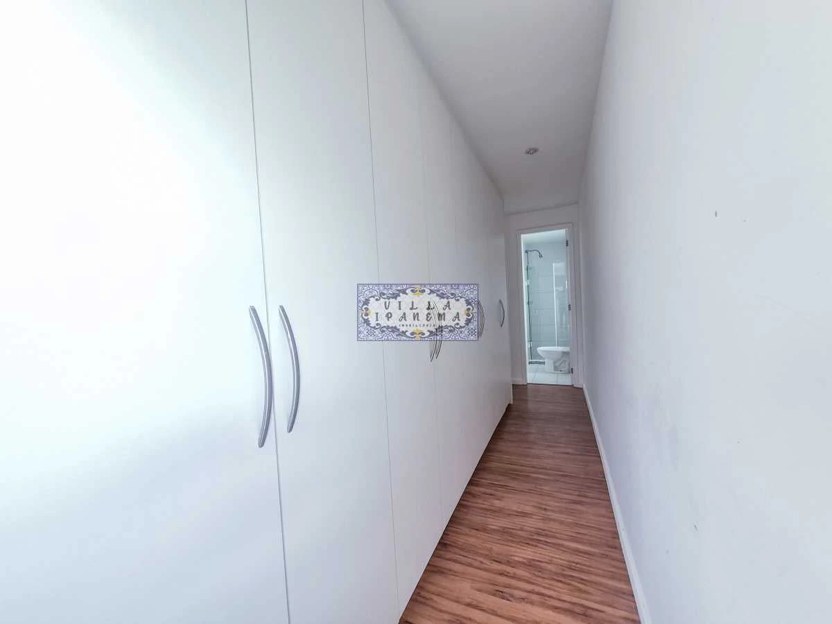 Apartment, 381 m², with a water view — photo 30