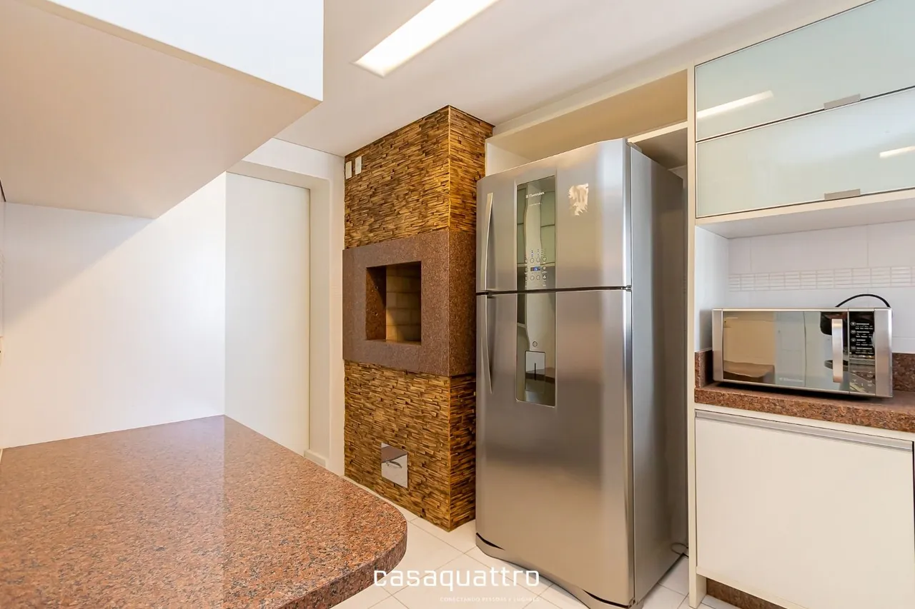 Apartamento mobiliado com 3 dormitórios e varanda — photo 17