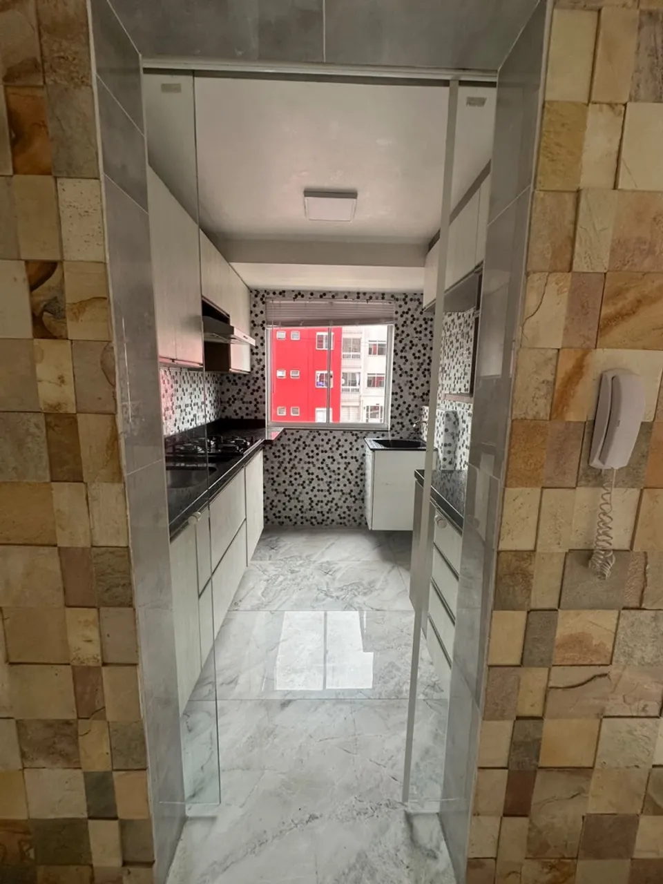 2-bedroom apartment with a washing machine — photo 3