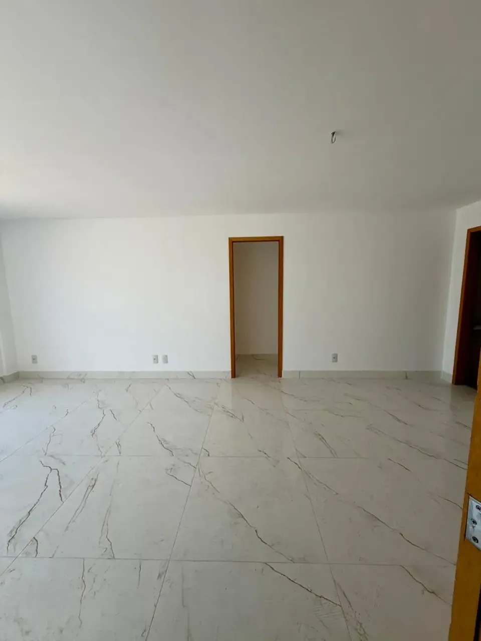 Apartamento sem mobília com 3 quartos e 5 banheiros — photo 6