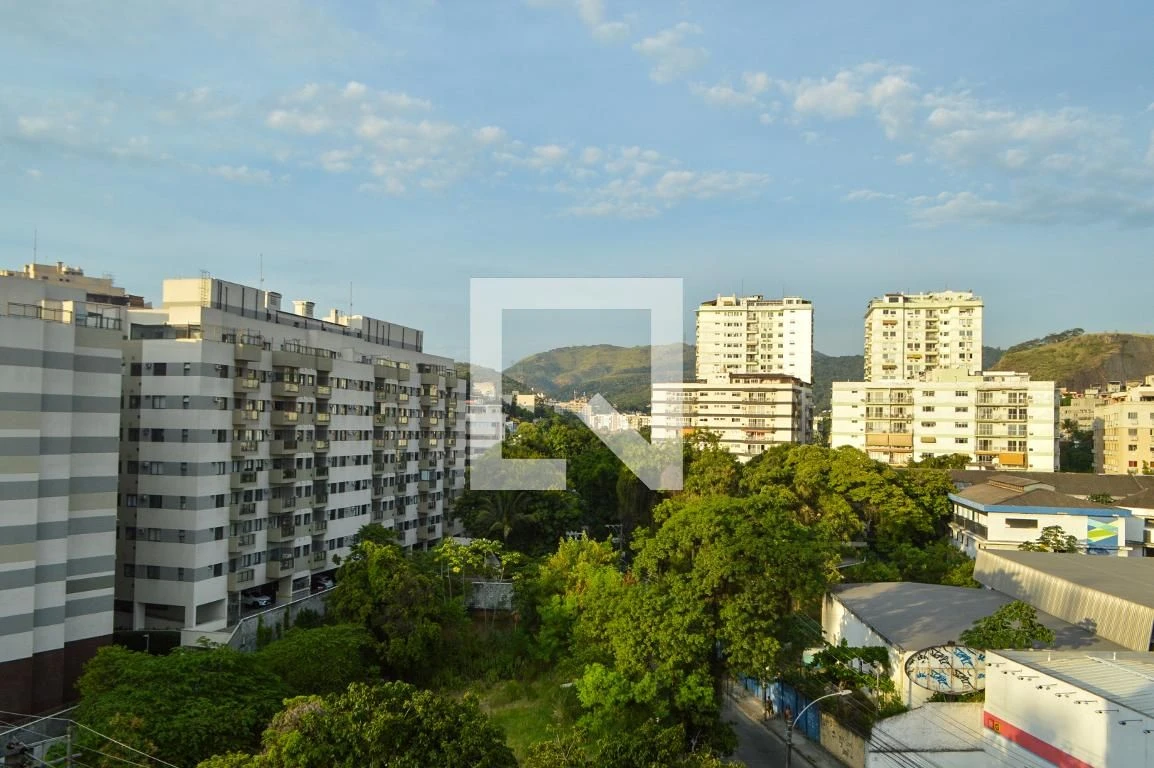 Furnished 2-bedroom apartment with an en-suite — photo 48