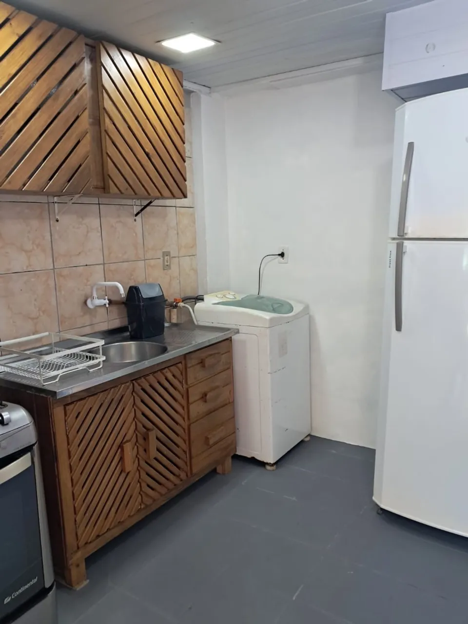 Furnished studio, 35 m², with a water view — photo 11