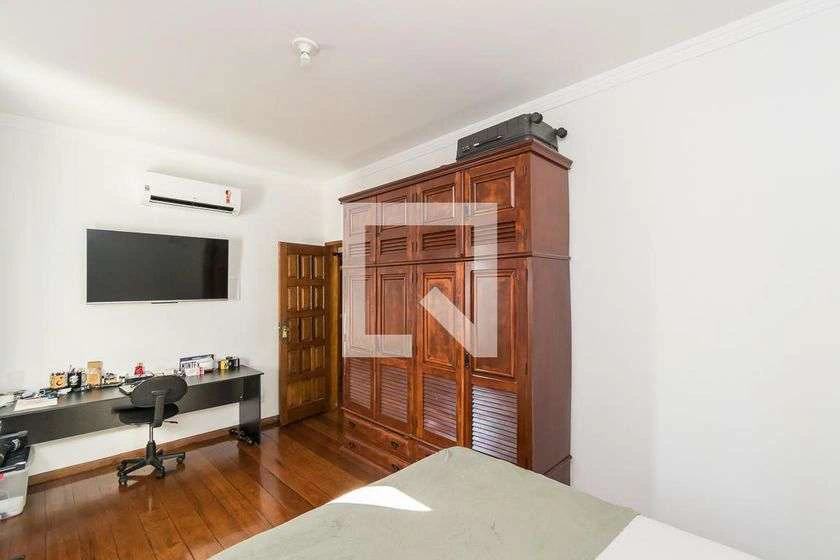 Casa de 400 m² com 4 suítes e 6 banheiros — photo 27