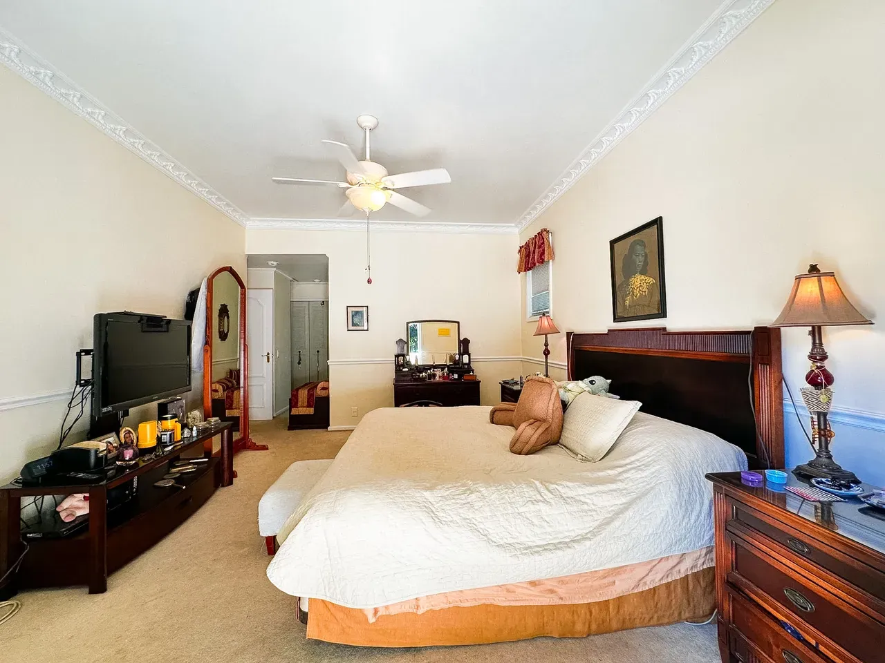 Furnished house with 4 bedrooms and 2993 m², 3 en-suites — photo 4