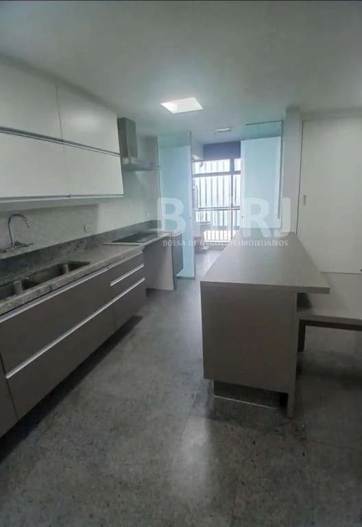 4-bedroom apartment with 2 en-suite baths and a guest WC — photo 25