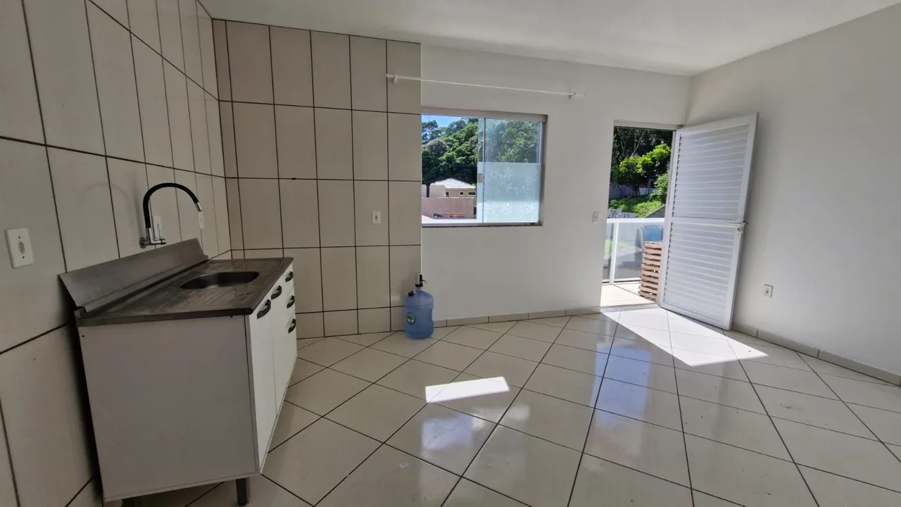 One-bedroom, 32 m² apartment in Florianópolis — photo 3