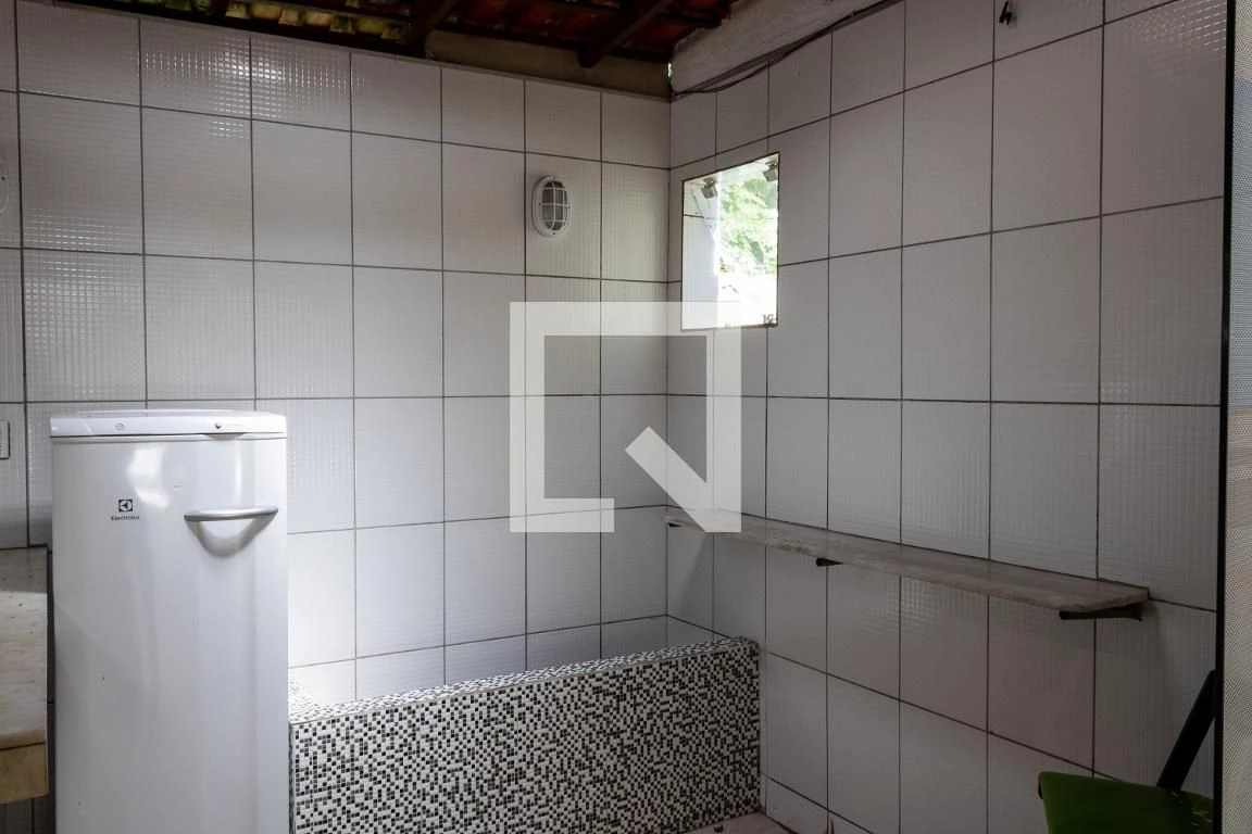 Unfurnished apartment with 2 bedrooms and 1 parking space — photo 10
