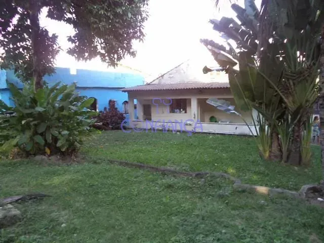 Casa com 4 quartos, 295 m² construídos e piscina — photo 26