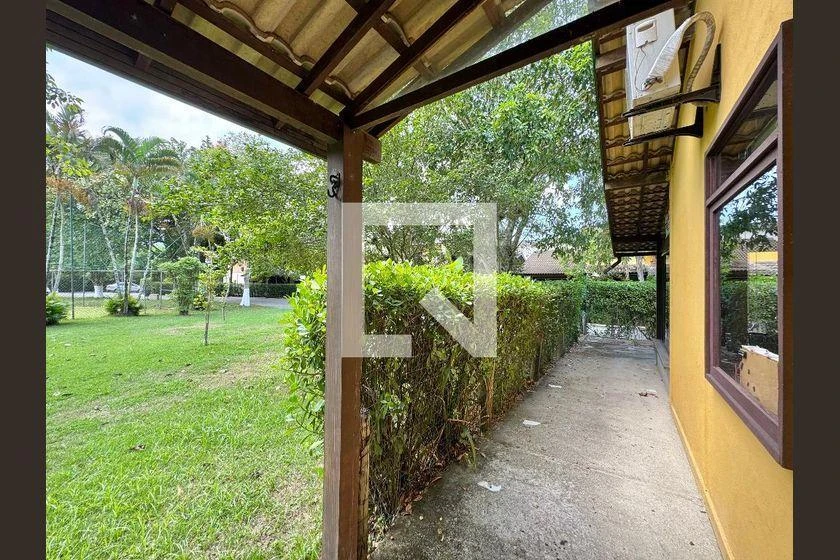 140 m² house with a walk-in closet and a home office — photo 35
