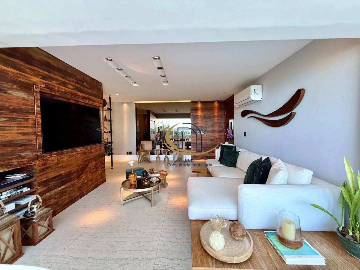 Front-facing penthouse with 215 m² and 4 bedrooms — photo 6