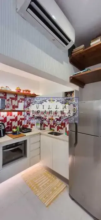 Furnished 1-bedroom apartment with open-plan kitchen — photo 11