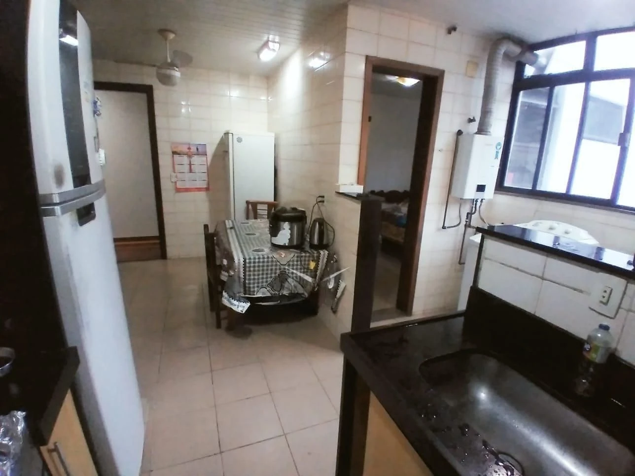 Unfurnished apartment with 6 bedrooms and 2 parking spots — photo 12