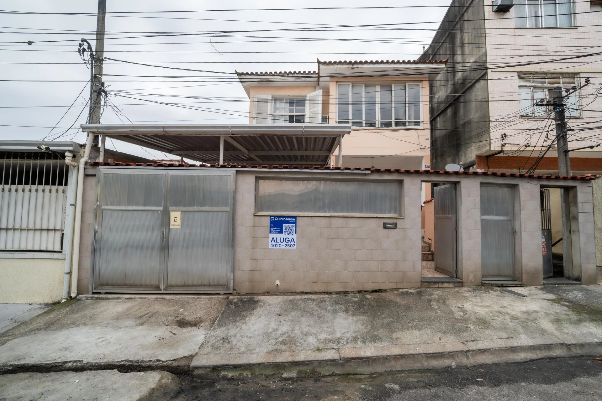 Garden in a 3-bedroom house, 200 m² — photo 3