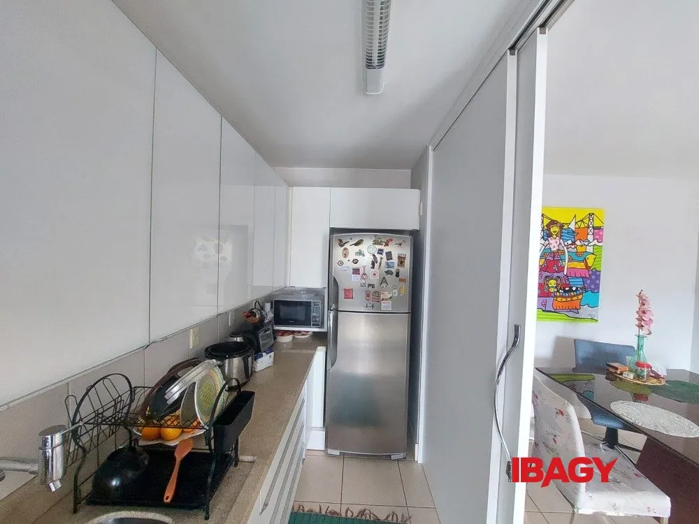 Piso amueblado de 2 dormitorios en la última planta — photo 8