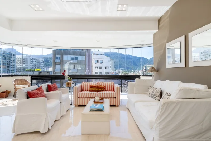 Furnished apartment, 189 m², with a grill on the balcony — photo 15