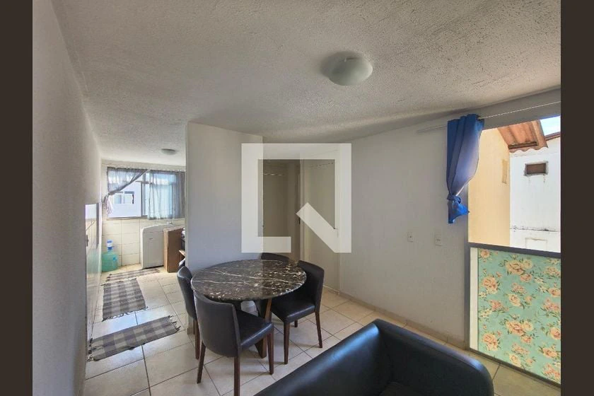 Furnished 45 m² apartment with 2 bedrooms and parking