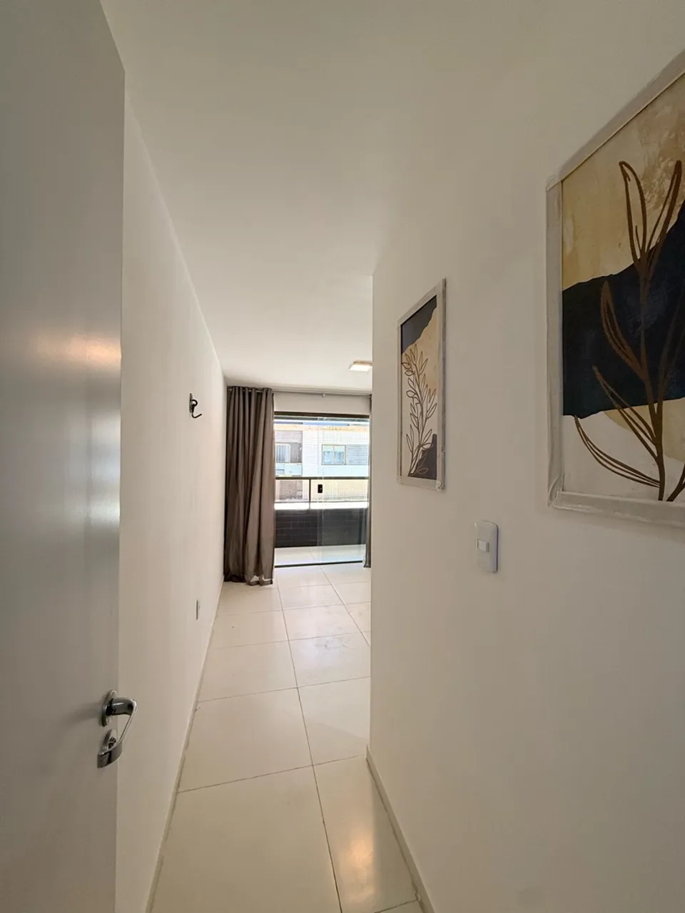 2-bedroom apartment in a building with a gym — photo 10